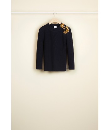 Merino wool jumper with brass and pearl brooches pas cher