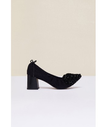 Pearl-embellished tweed pumps ou a consommer sur place