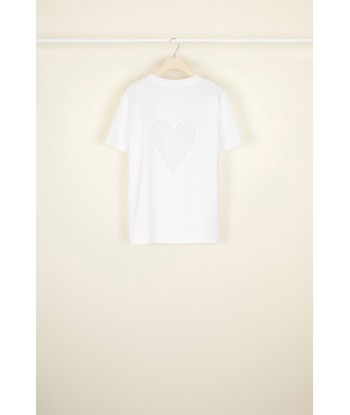 Heart cut-out organic cotton tee d'Europe débarque